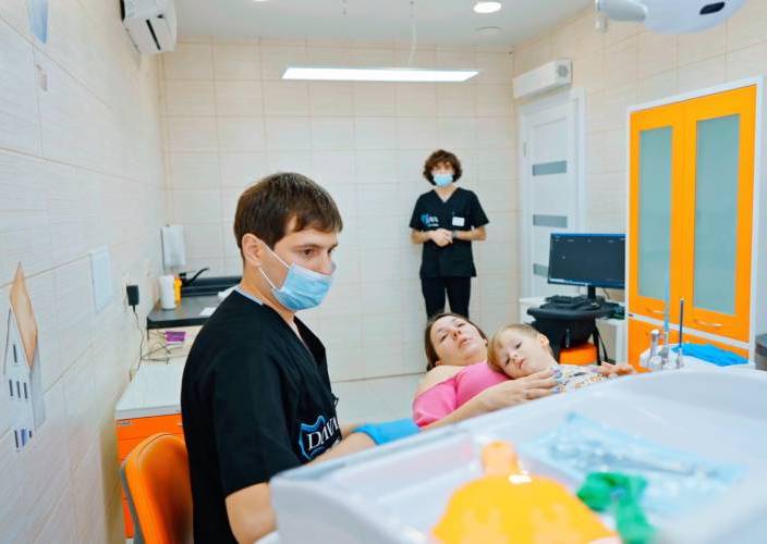 Стоматологическое лечение детей